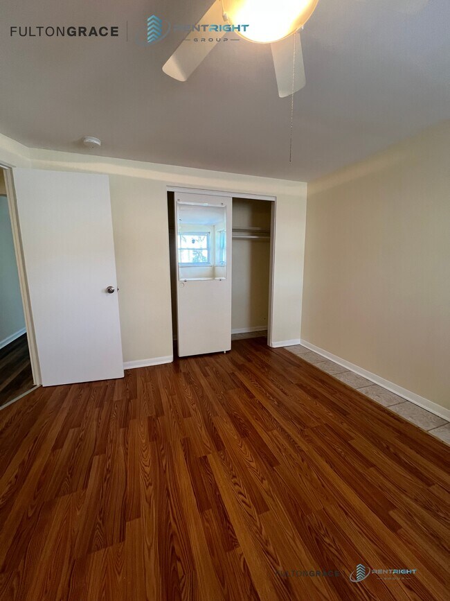 Foto del edificio - 8925 W Grand Ave