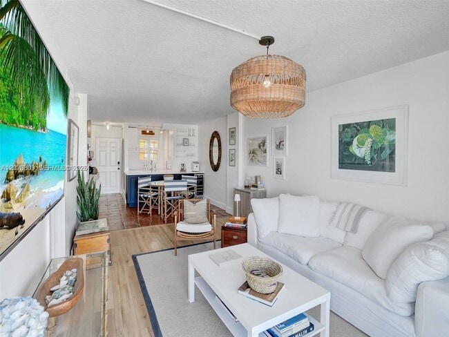 Foto del edificio - 1777 SE 15th St