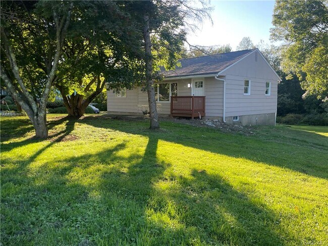 Building Photo - 129 Bullville Rd