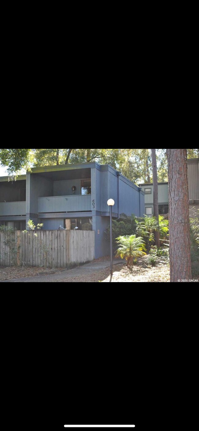 Building Photo - 603 SW 75th St