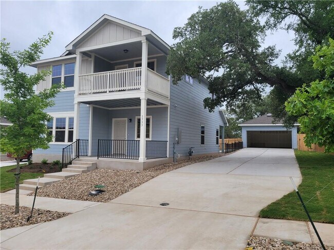 Building Photo - 1733 Lakota Ln