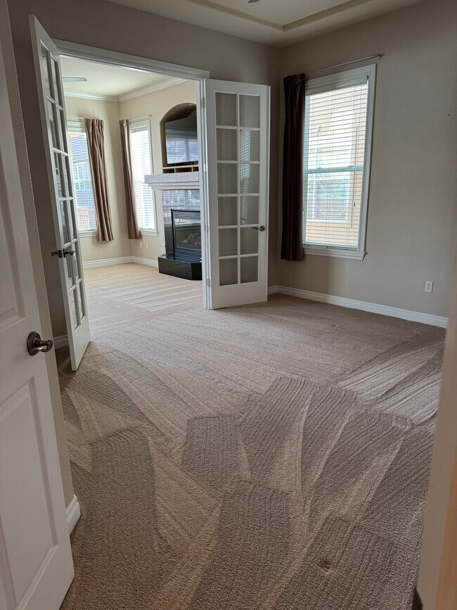 Building Photo - 40 Madison St