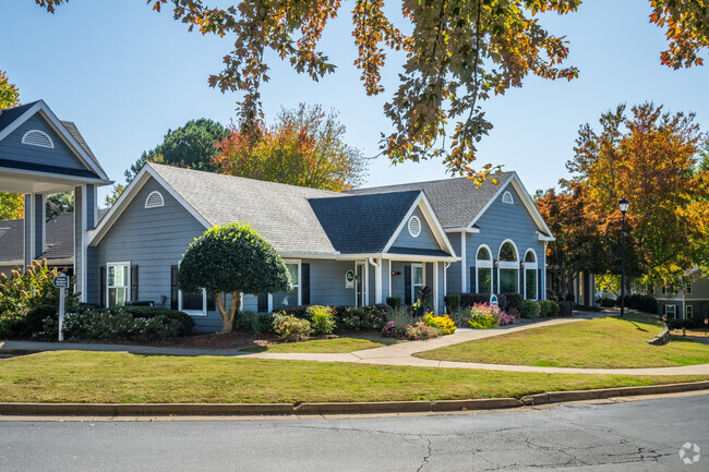 Front Office - The Bauer Apartments