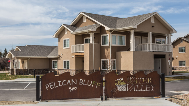 Building Photo - Pelican Bluff