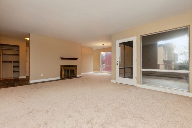 Building Photo - Huge Magnolia 1 Bedroom