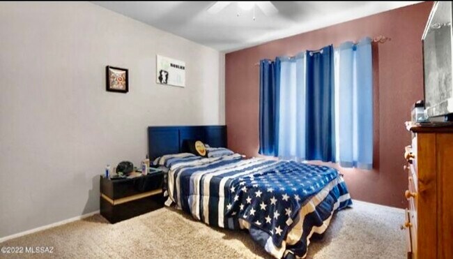 Foto del edificio - A cozy house with 3 beds and 2 bath in Coy...