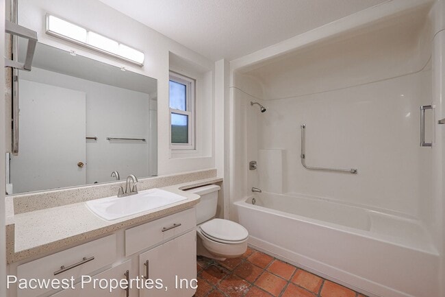 Building Photo - 2 br, 2 bath House - 12406 N La Paloma Court