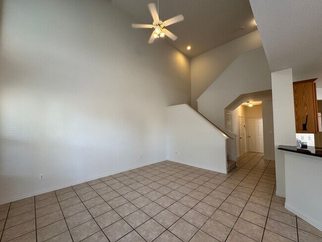 Foto del edificio - Townhome For Lease in Plano