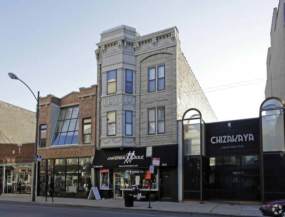 3052 N Lincoln Ave, Chicago, IL 60657 Apartments at 3052 N Lincoln