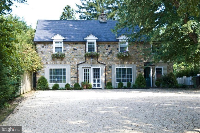 Building Photo - 37374 John Mosby Hwy