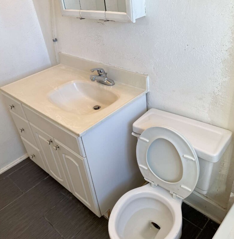 20 W Arkansas Ave Unit 5, Denver, CO 80210 Condo for Rent in Denver