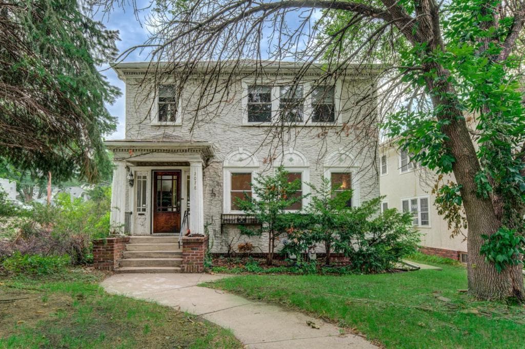 Foto principal - 2078 St Clair Ave