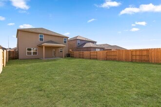 Building Photo - 10807 Hickory Ln
