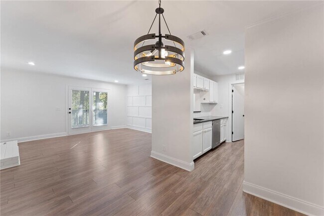 Foto del edificio - 103 Warm Springs Cir