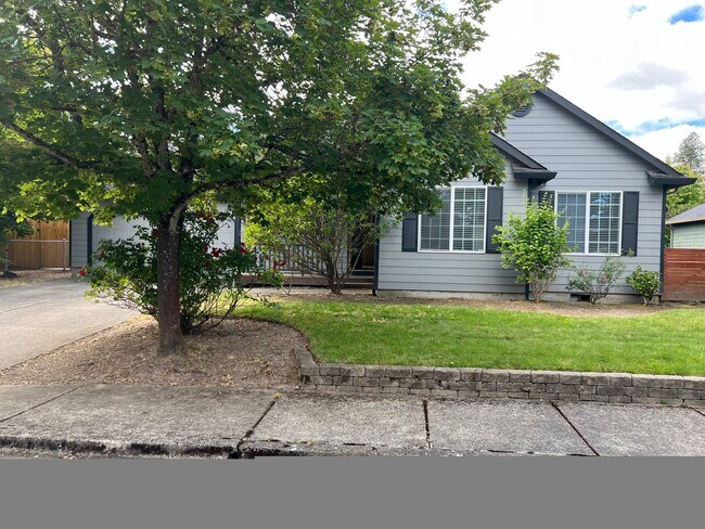 Building Photo - 230 E Harrison St