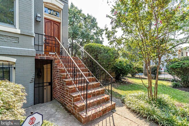 Photo - 116 9th St SE Townhome