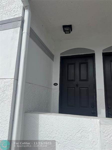 Foto del edificio - 771 SW 148th Ave