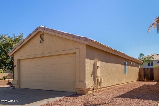 Foto del edificio - 12701 W Cherry Hills Dr