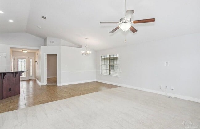 Building Photo - Pensacola - Weatherstone - 4 bedroom, 2 bathroom