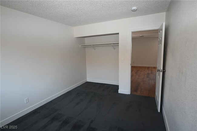 Building Photo - 1512 Cobb Ln