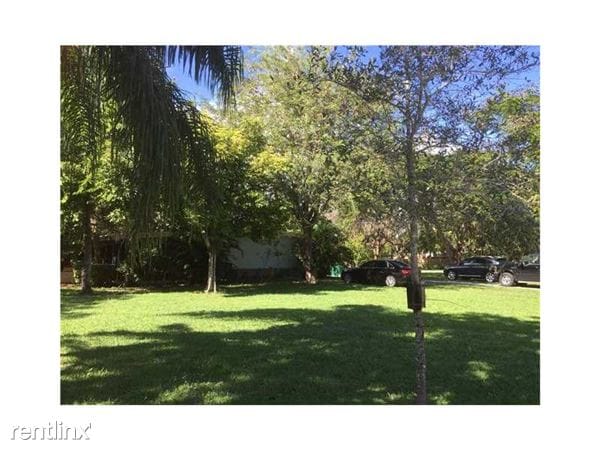 Building Photo - 13400 SW 80th Ave