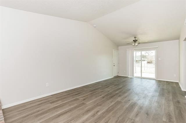 Foto del edificio - 250 Prairie Grove Dr