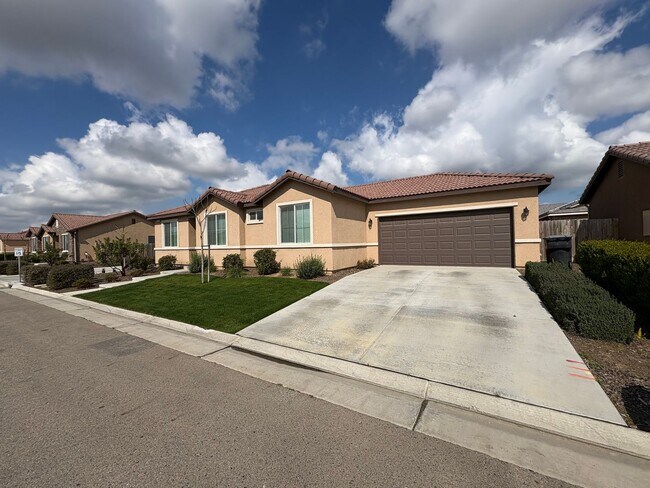Foto del edificio - Like new home available in Ashton Park Ava...