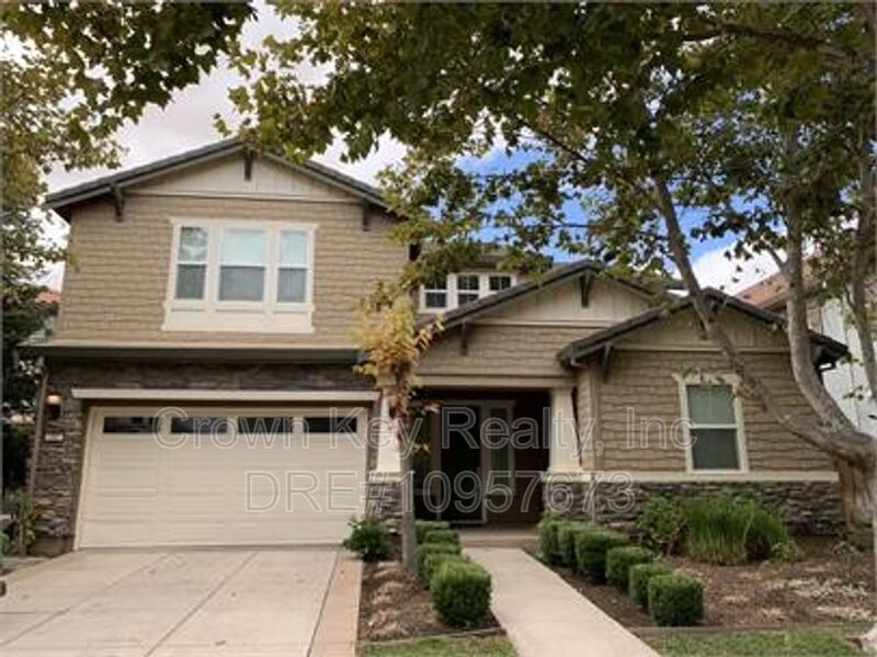 33 Puente Dr S, Mountain House, CA 95391 House Rental in Mountain