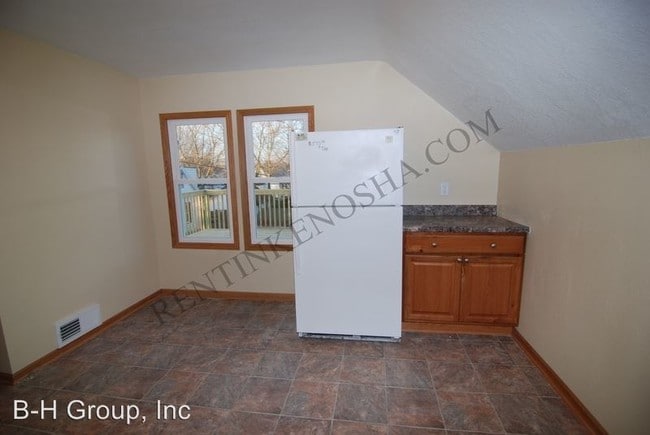 Building Photo - 4812 25th Ave