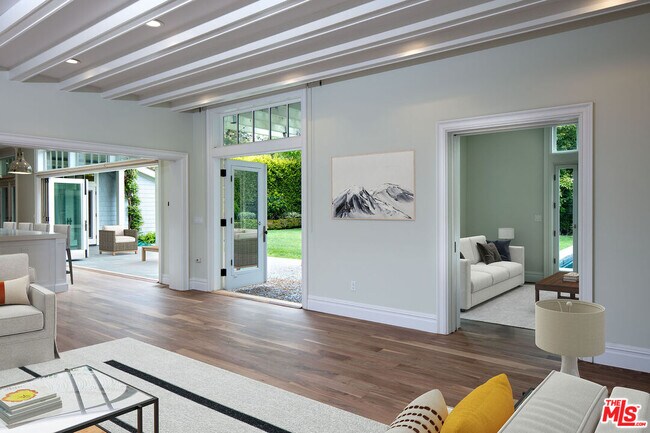 Building Photo - 520 Spoleto Dr