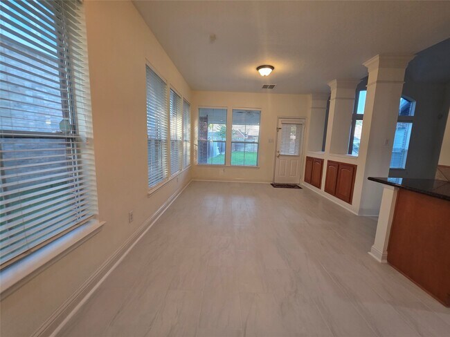 Foto del edificio - 5319 Ashley Way Ct