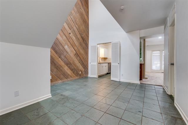 Building Photo - 7608 Woodthrush Dr