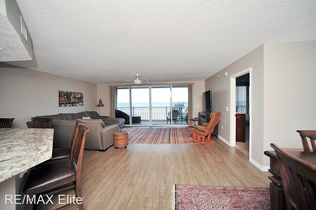 Building Photo - 3 br, 2.5 bath House - 1811 Highway A1A #2202