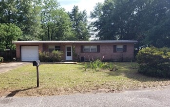 Building Photo - 6557 Julia Dr