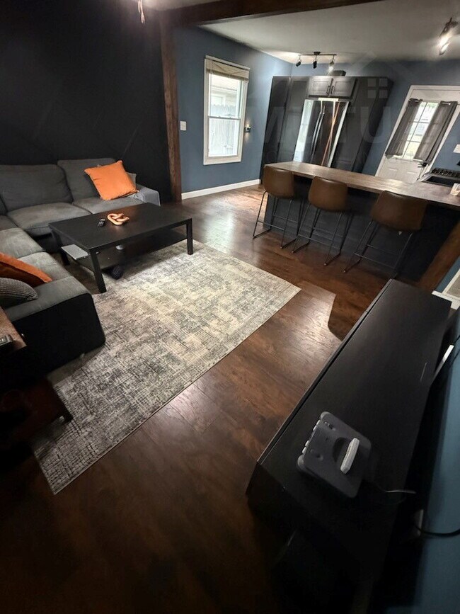 Foto del edificio - 6412 Marcy St