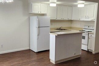 Building Photo - Hidden Brook Apartments