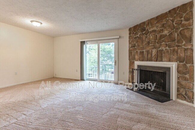 Foto del edificio - 5941 Kara Pl