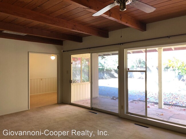 Foto del edificio - 3 br, 1.5 bath House - 317 Matheson St