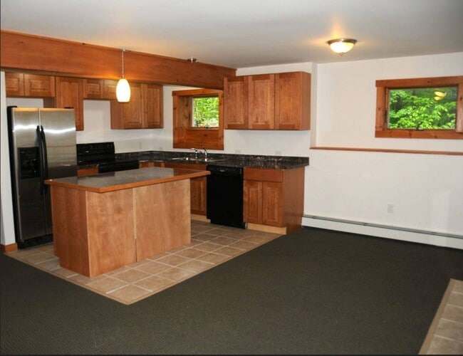 Foto del edificio - 612 Sylvan Park Rd