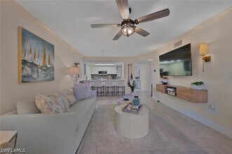 Building Photo - 154 Cypress Way E