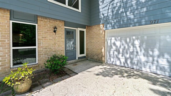 Building Photo - 971 N Red Cedar Cir