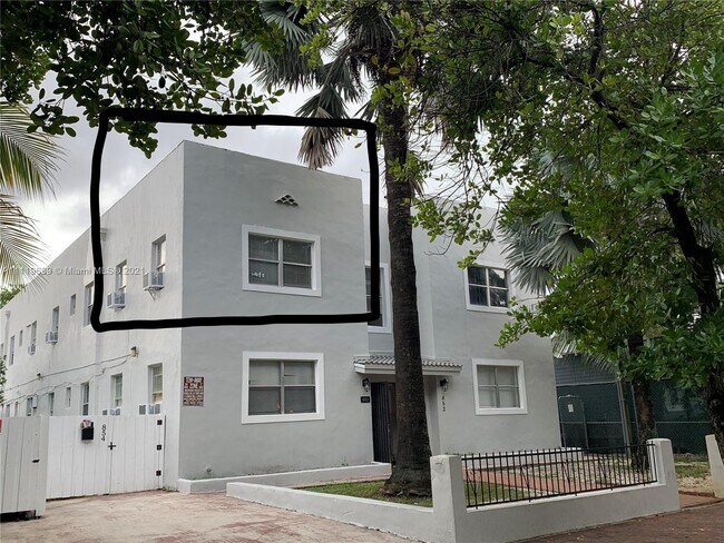 Foto del edificio - 852 SW 13th Ave