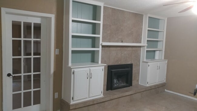 Foto del edificio - 3010 NE Kingsbriar Dr
