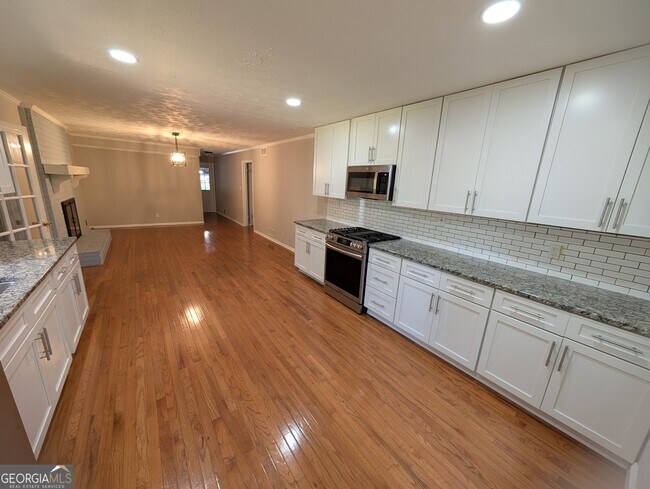 Foto del edificio - 4000 Timberlane Trail