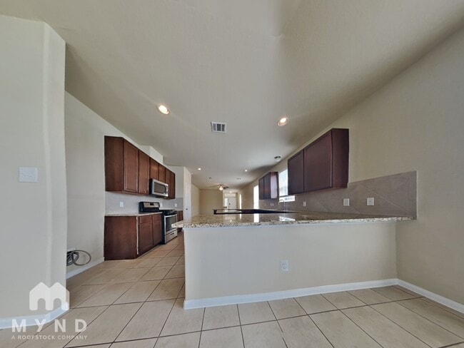 Building Photo - 24819 Alberti Sonata Dr