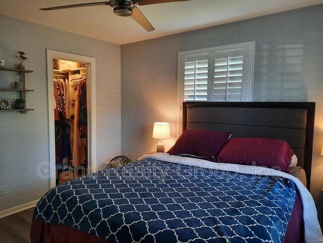 Foto del edificio - 35522 N Wilson Rd