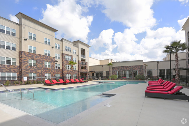 Varsity House Apartments - Gainesville, FL | Apartments.com