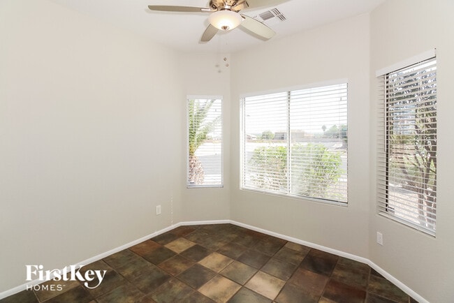 Building Photo - 9747 N Sandy Valley Dr