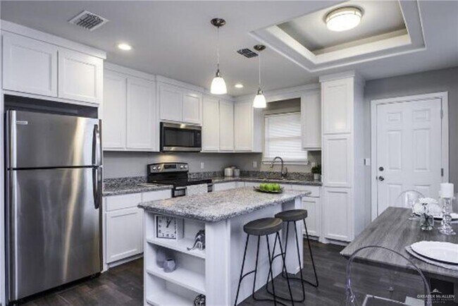Building Photo - 3412 Sahara Dr