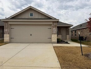 Building Photo - 2036 Sulky Ln